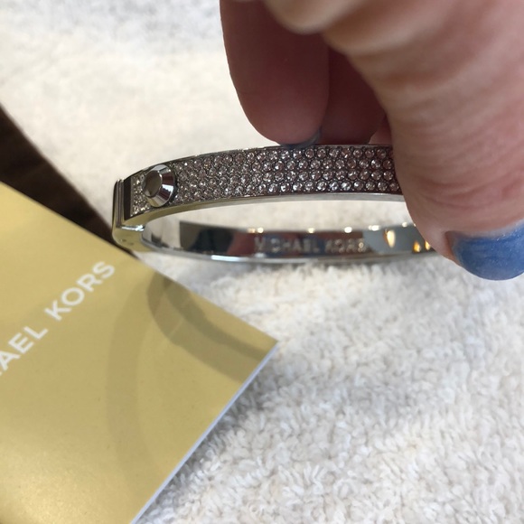 Michael Kors Bracelet - Picture 5 of 5
